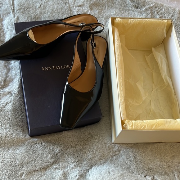 Slingback with pointed toe in patent leather woman 👠, Ann Tylor Size 9 - Picture 4 of 5